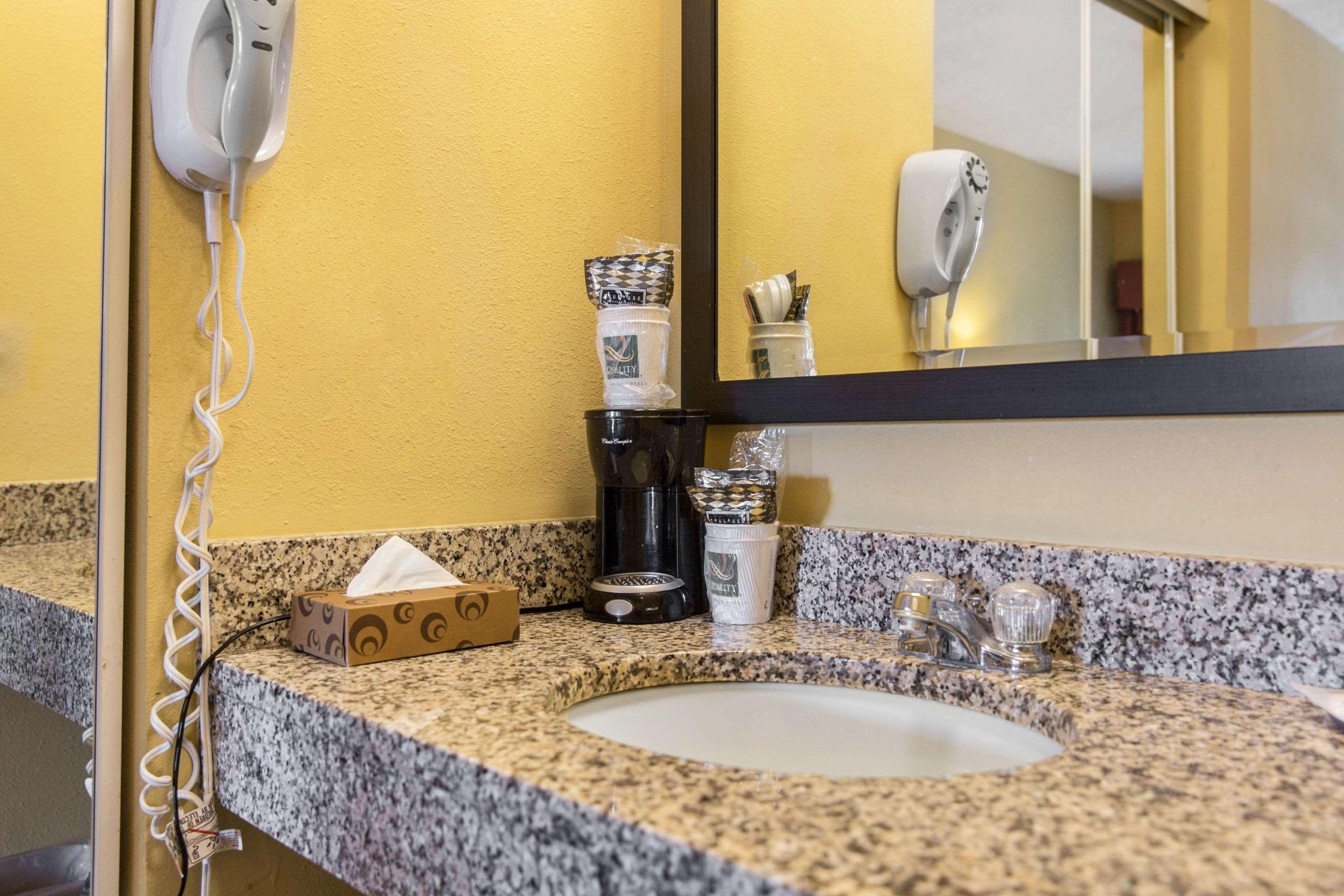 Quality Inn Calera Exteriér fotografie